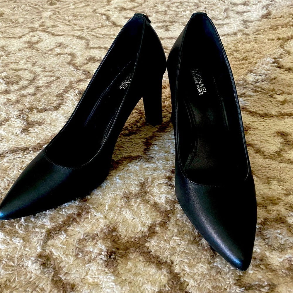 Michael Kors black leather pumps. Size 7 medium